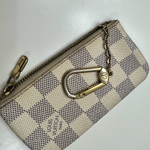 Louis Vuitton Key Pouch - Picture 2 of 8
